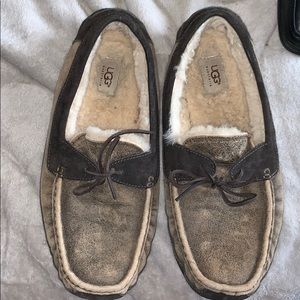 EUC ugg slippers